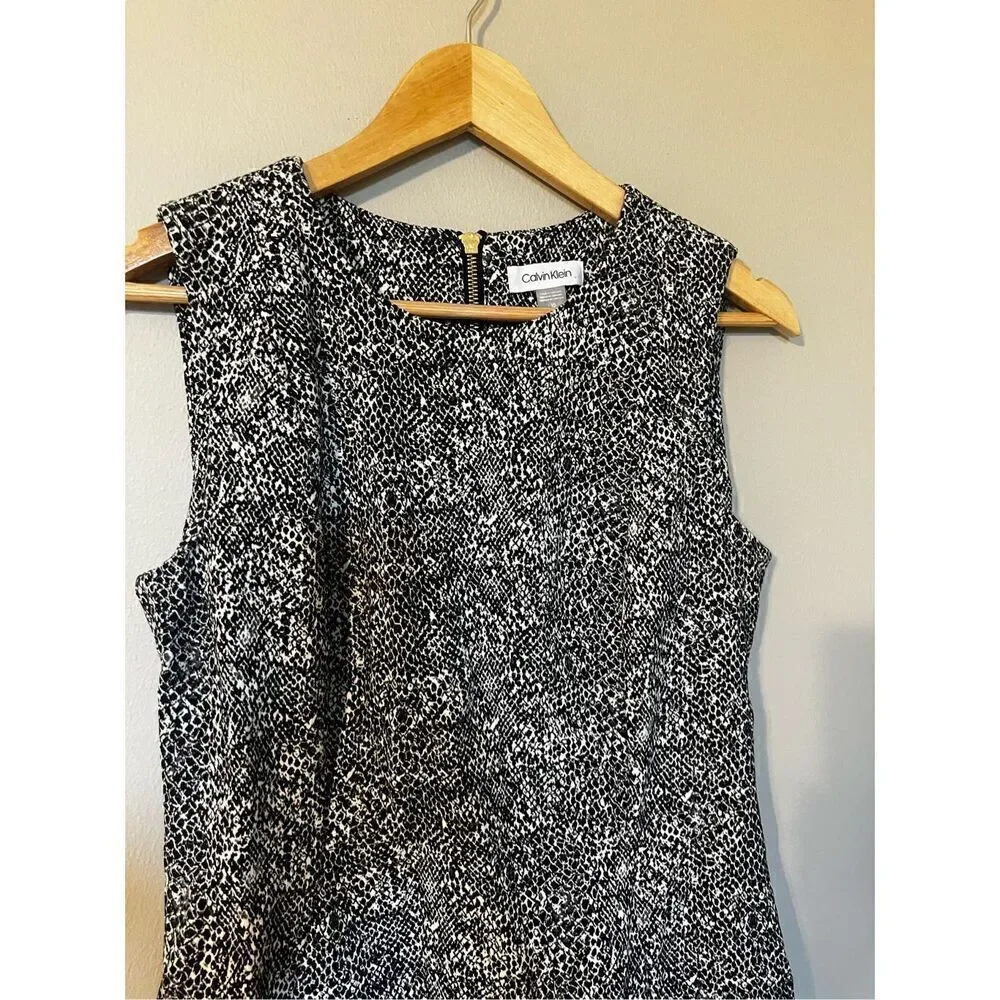 Calvin Klein Women’s Size 10 Sleeveless Zip Up Snake Print Dress Black White